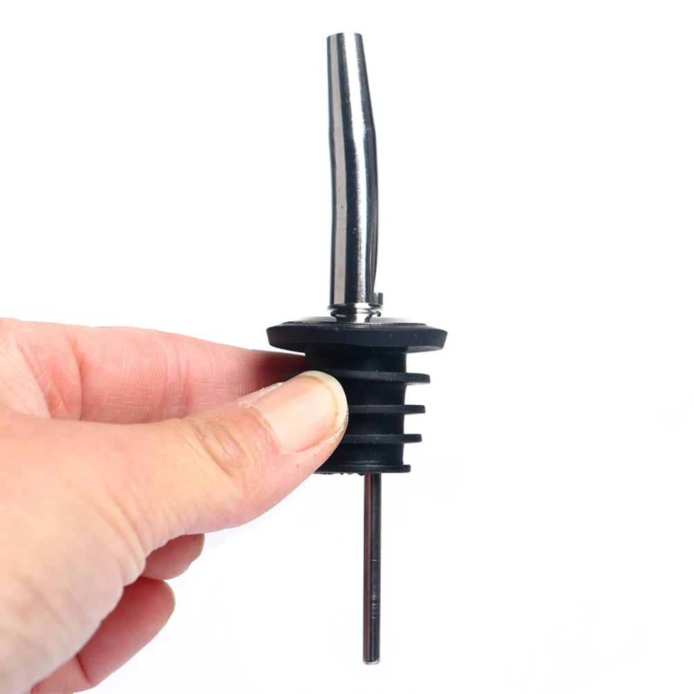 Oil Bottle Stopper Cap Dispenser Sprayer Lock Wine Pourer Sauce Nozzle Liquor Leak-Proof Plug Bottle Stopper Kitchen Bar Tool